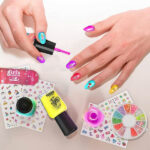 Nail-Polish-Kit-for-Girl-Price-in-Pakistan