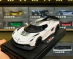 1.32 Scale Die Cast Toy Koenigsegg Jesko Supercar Alloy Car Model Sound and Light Pull Back