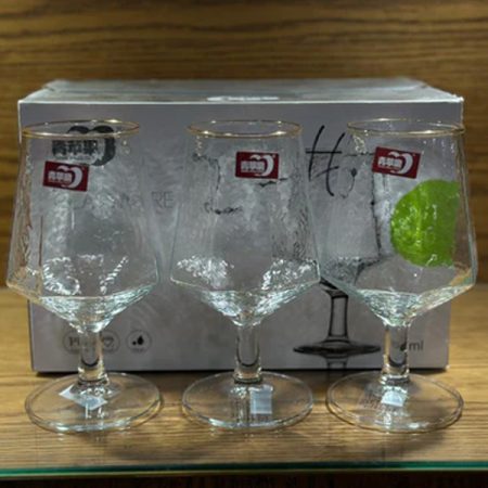 Lining Clear Wine Glasses
