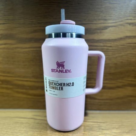 The Light Pink Quencher H2.0 Flow State™ Tumbler | 64 OZ