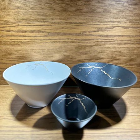 WINSOR HERITAGE GREAVY BOWL 9X5 INCH